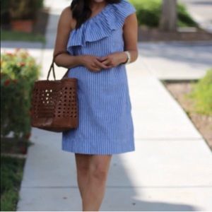 *Madewell Linen Blend One Shoulder Dress
Size XS